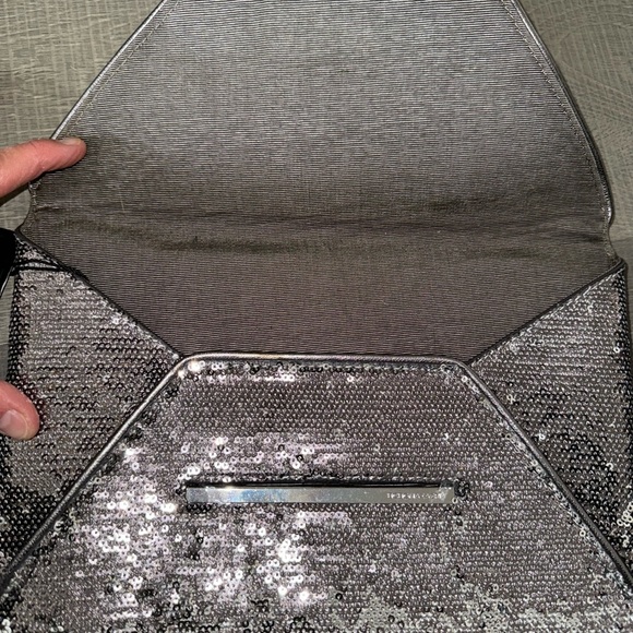 NWT BCBG MaxAzria Silver Sequined Envelope Clutch - Picture 3 of 8